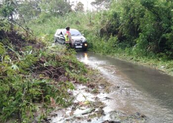 Bencana Alam Tanah Longsor di Jalan Lintas KKA Aceh Utara, Polisi Lakukan Pengaturan Lalulintas