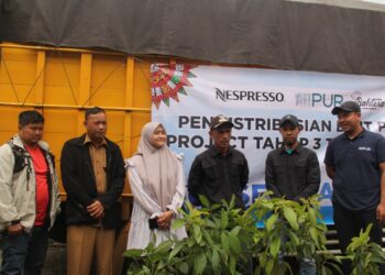 Koperasi Bahtera Salurkan 50 Ribu Bibit Pohon untuk Peningkatan Ekonomi Petani Binaan