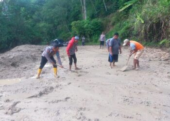 Sempat Lumpuh Total Akibat Bencana Alam Tanah Longsor, Kini Jalan Uning-Pamar Sudah Dapat Dilalui Kendaraan