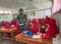 Babinsa koramil 02 / Bebesen dampingi program makanan bergizi gratis pelajar min 8 takengon