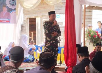 Danramil 05/Linge dan Babinsa melaksanakan komunikasi sosial dengan forum pengajian sebagai Bintal di Desa