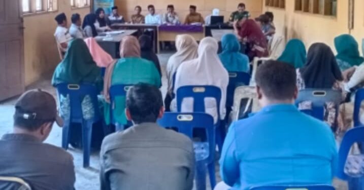 Dukung pembangunan desa, babinsa koramil 02 / Bebesen hadiri musrembang desa binaan