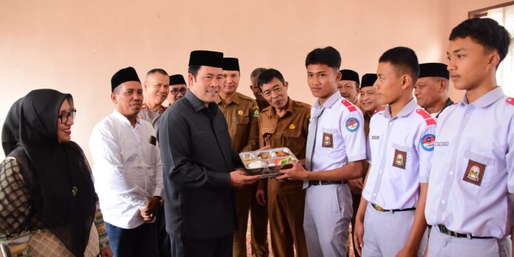 Bupati Aceh Tengah Tekankan Kualitas Program Gizi Sekolah