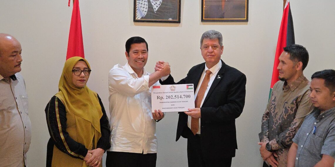 Bupati Haili Yoga Serahkan Donasi Rp. 202 Juta untuk Palestina, Bukti Kepedulian Tanpa Batas Masyarakat Aceh Tengah
