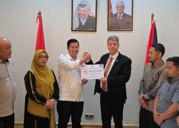 Bupati Haili Yoga Serahkan Donasi Rp. 202 Juta untuk Palestina, Bukti Kepedulian Tanpa Batas Masyarakat Aceh Tengah