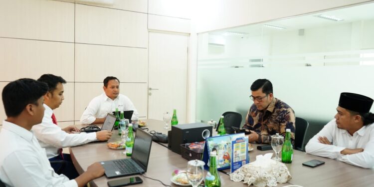 Kisruh Antrian Panjang BBM, Bupati Aceh Tengah Sambangi Pertamina Pastikan Pasokan Kembali Normal