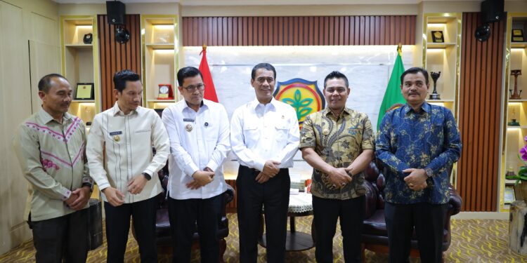 Bupati Haili Yoga Diterima Menteri Pertanian RI, Bahas Pengembangan Sektor Pertanian dan Perkebunan Aceh Tengah