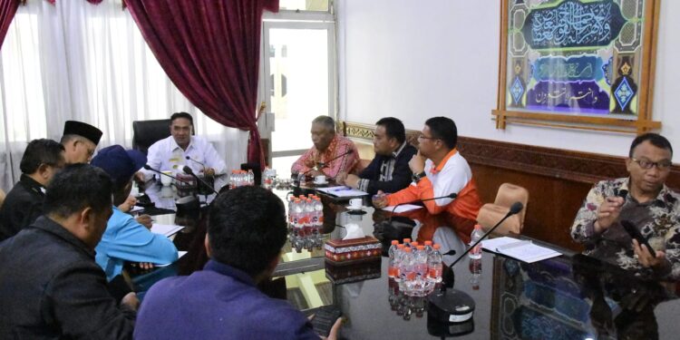 Rapat Penanganan Banjir Wilayah Kota Takengon, Wakil Bupati Aceh Tengah : Seluruh Dinas Terkait Mohon Siaga Ketika Hujan